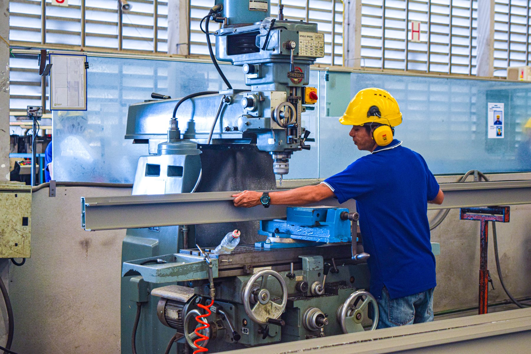 » FACTORY FACILITIES AND MACHINES